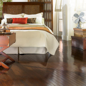 Solid Wood Smooth Finish Floor